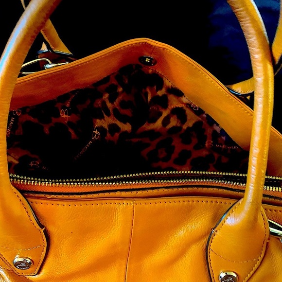 B. MAKOWSKI Tan Leather Handbag w/Leopard Print Lining, WUC - Picture 15 of 16